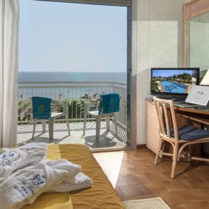 Hotel Corallo ★★★sup. a Villa Rosa (TE)